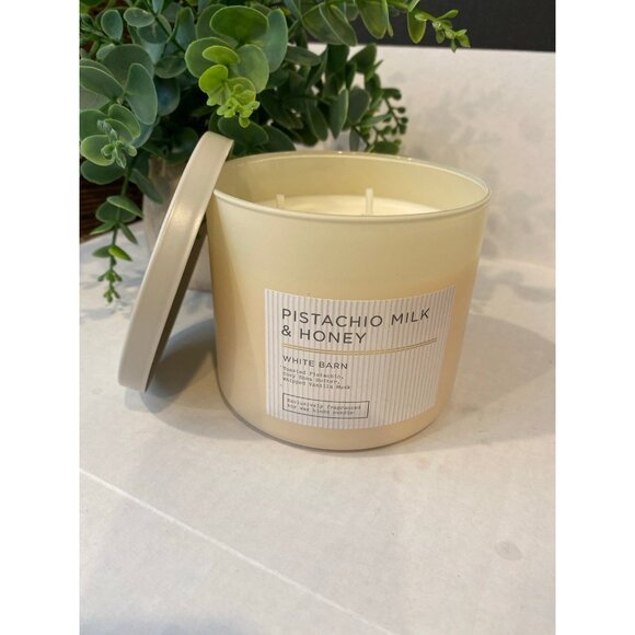 Bath & Body Works “Pistachio Milk & Honey” NEW 3 Wick Candle - Picture 1 of 4